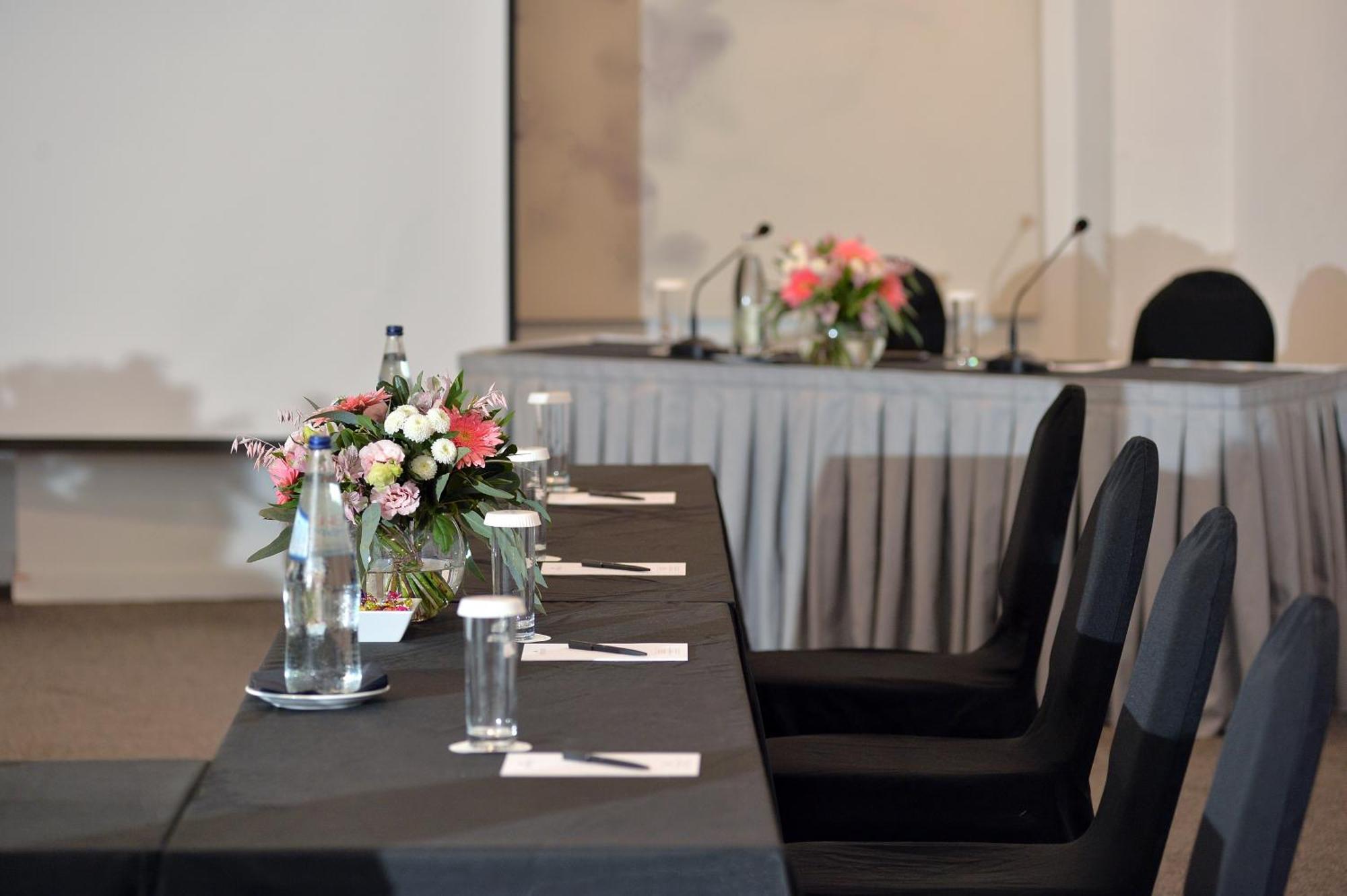 Athenaeum Grand 4* אתונה