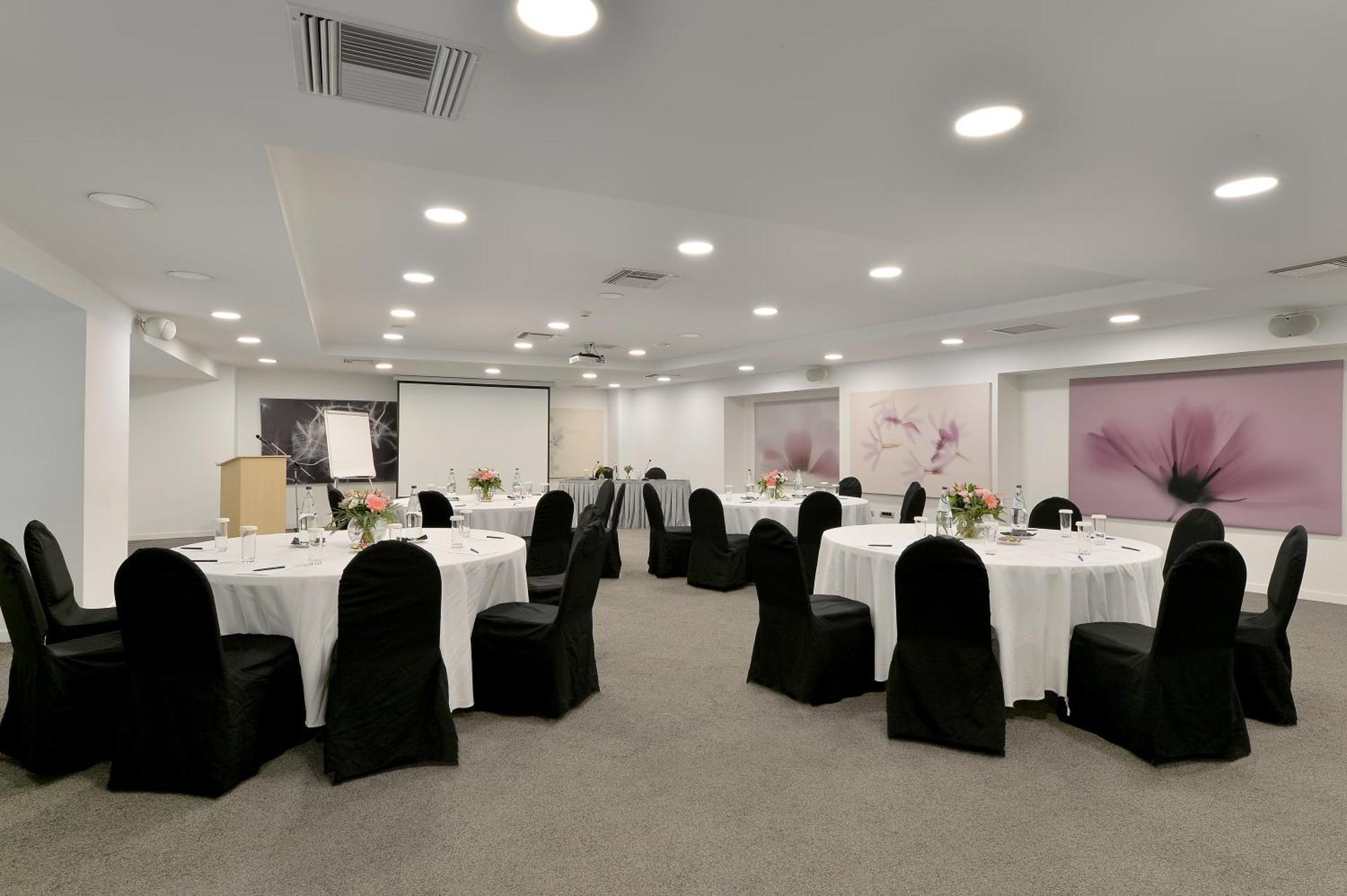 מלון Athenaeum Grand אתונה
